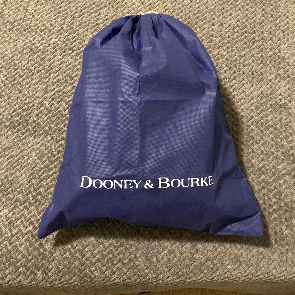Dooney & Bourke purse - Picture 4 of 10